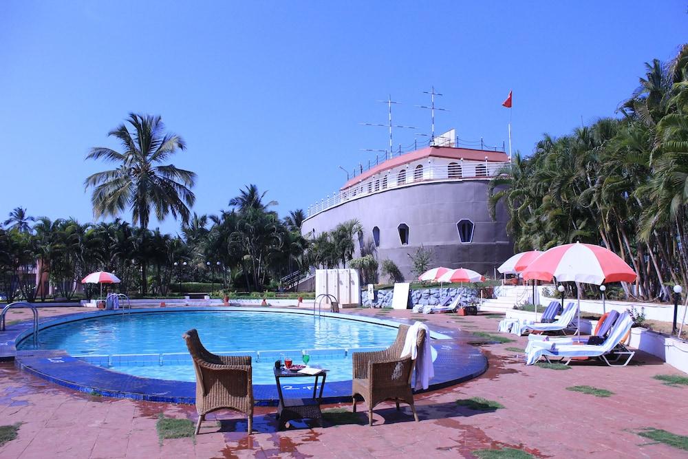 The Byke Old Anchor Beach Resort&Spa Cavelossim Exterior foto