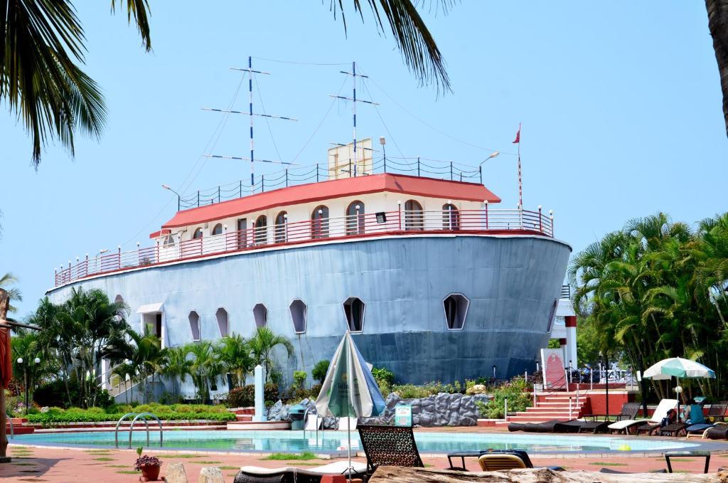 The Byke Old Anchor Beach Resort&Spa Cavelossim Exterior foto