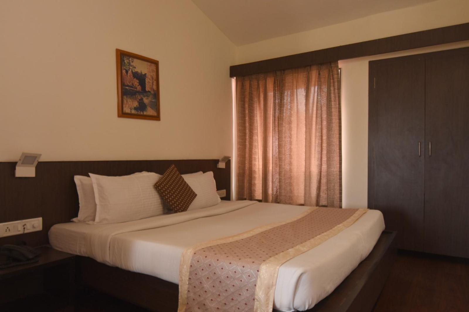 The Byke Old Anchor Beach Resort&Spa Cavelossim Exterior foto