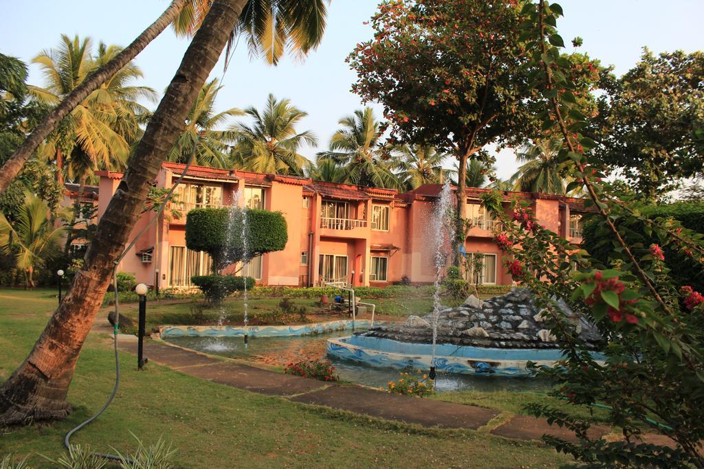 The Byke Old Anchor Beach Resort&Spa Cavelossim Exterior foto